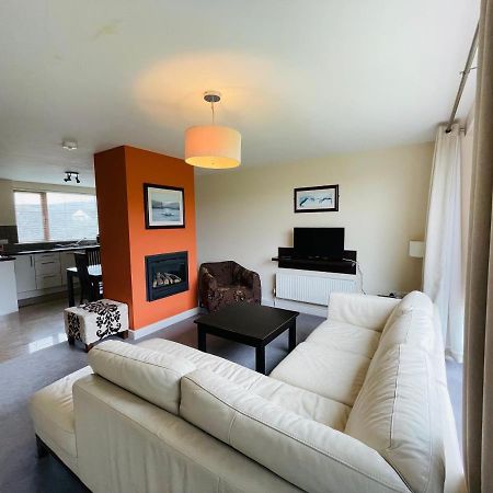 Burren Atlantic Hotel & Holiday Cottages 巴利瓦根 外观 照片