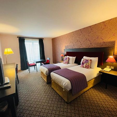 Burren Atlantic Hotel & Holiday Cottages 巴利瓦根 外观 照片
