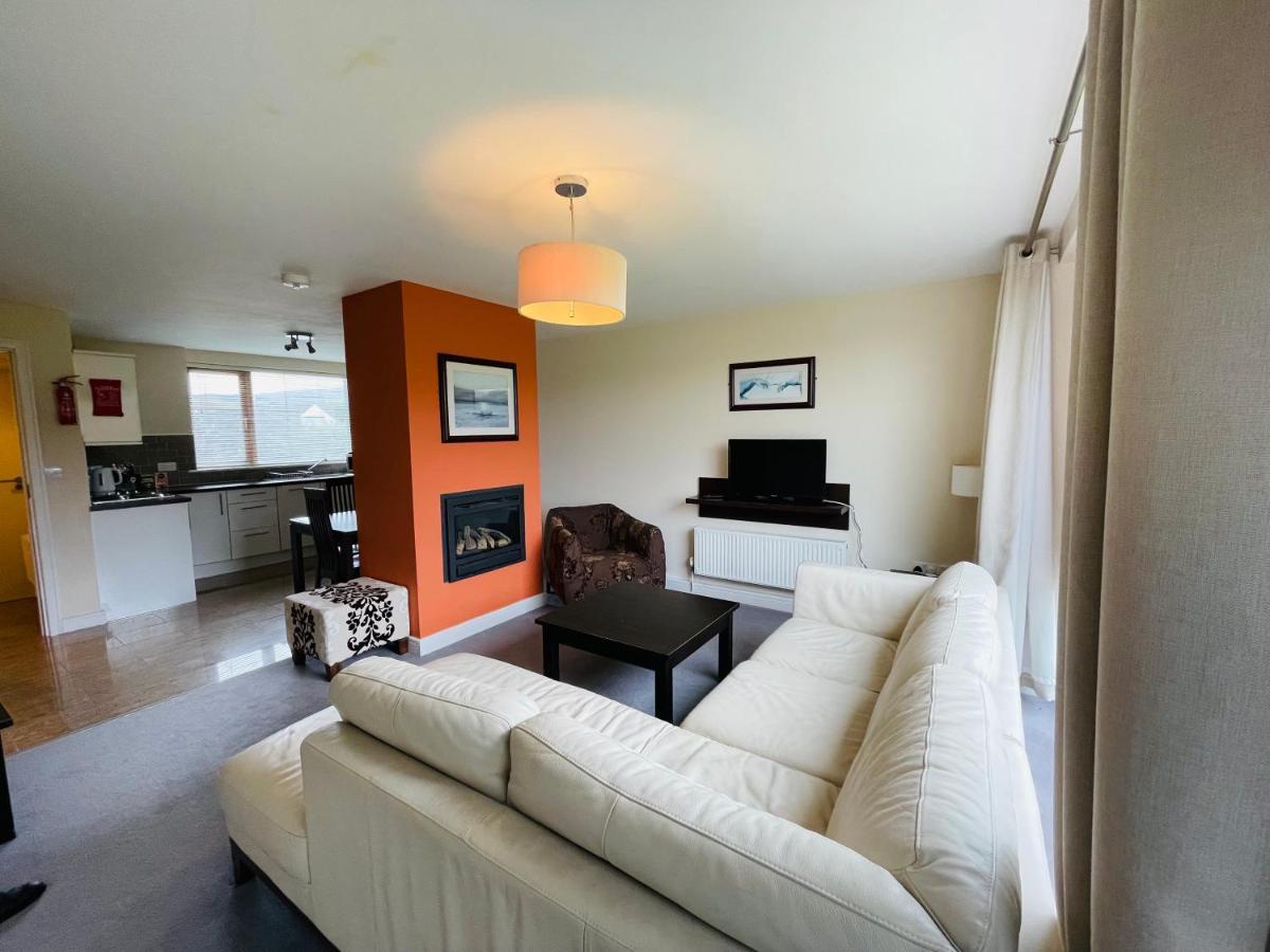 Burren Atlantic Hotel & Holiday Cottages 巴利瓦根 外观 照片