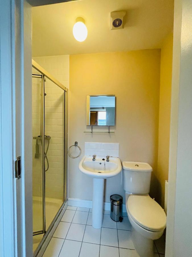 Burren Atlantic Hotel & Holiday Cottages 巴利瓦根 外观 照片