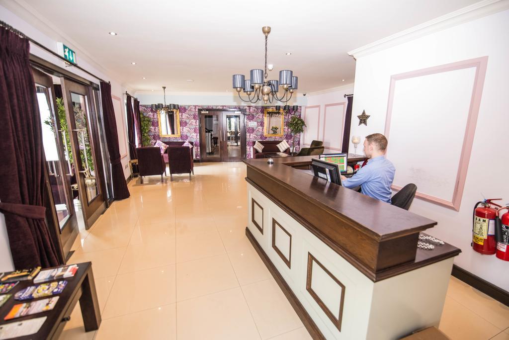 Burren Atlantic Hotel & Holiday Cottages 巴利瓦根 外观 照片