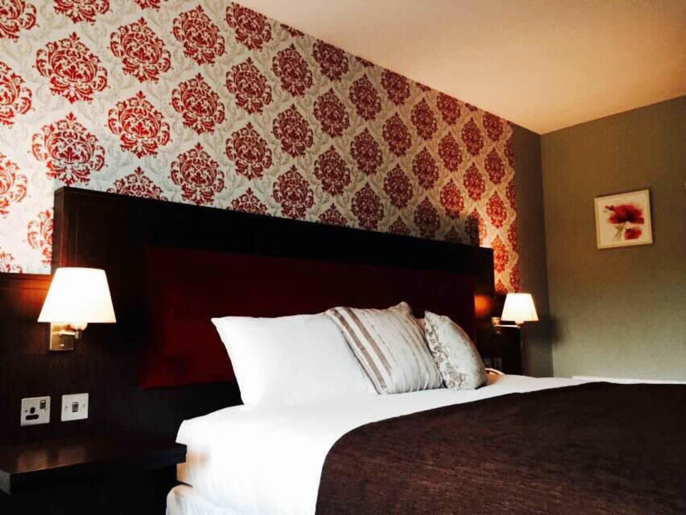 Burren Atlantic Hotel & Holiday Cottages 巴利瓦根 外观 照片