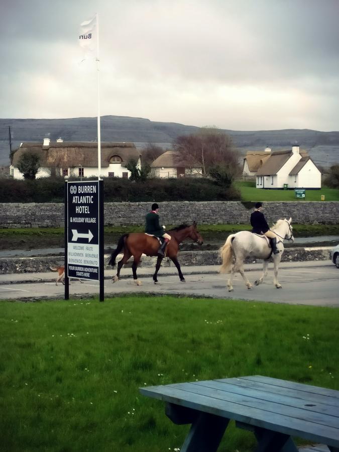 Burren Atlantic Hotel & Holiday Cottages 巴利瓦根 外观 照片